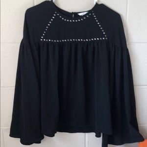 Black Long Sleeve Flouncy Top